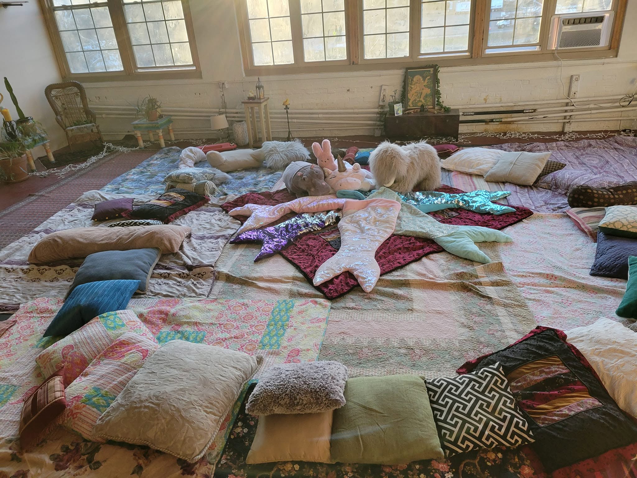 Cuddle Party and loneliness 1